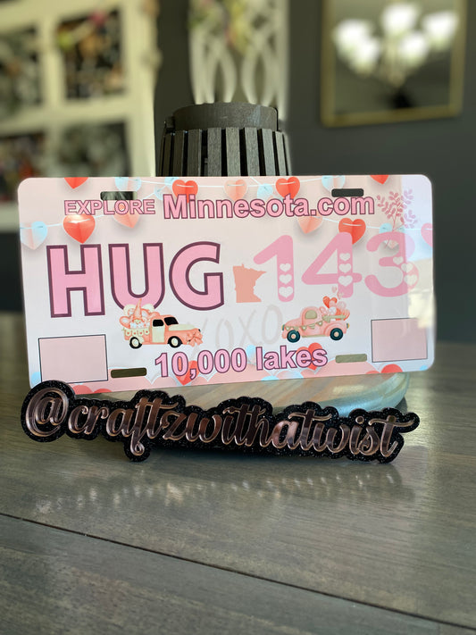 MINNESOTA HUG 143 Valentine | Birthday & Gift Idea | License Plate