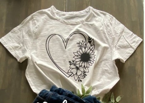 Heart Sunflower Shirt | Birthday & Gift Idea